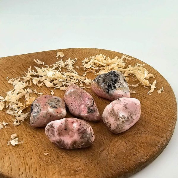 Rodonit - kristal notranje rasti